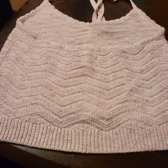 Knitted, sexy halter - Picture 3 of 3